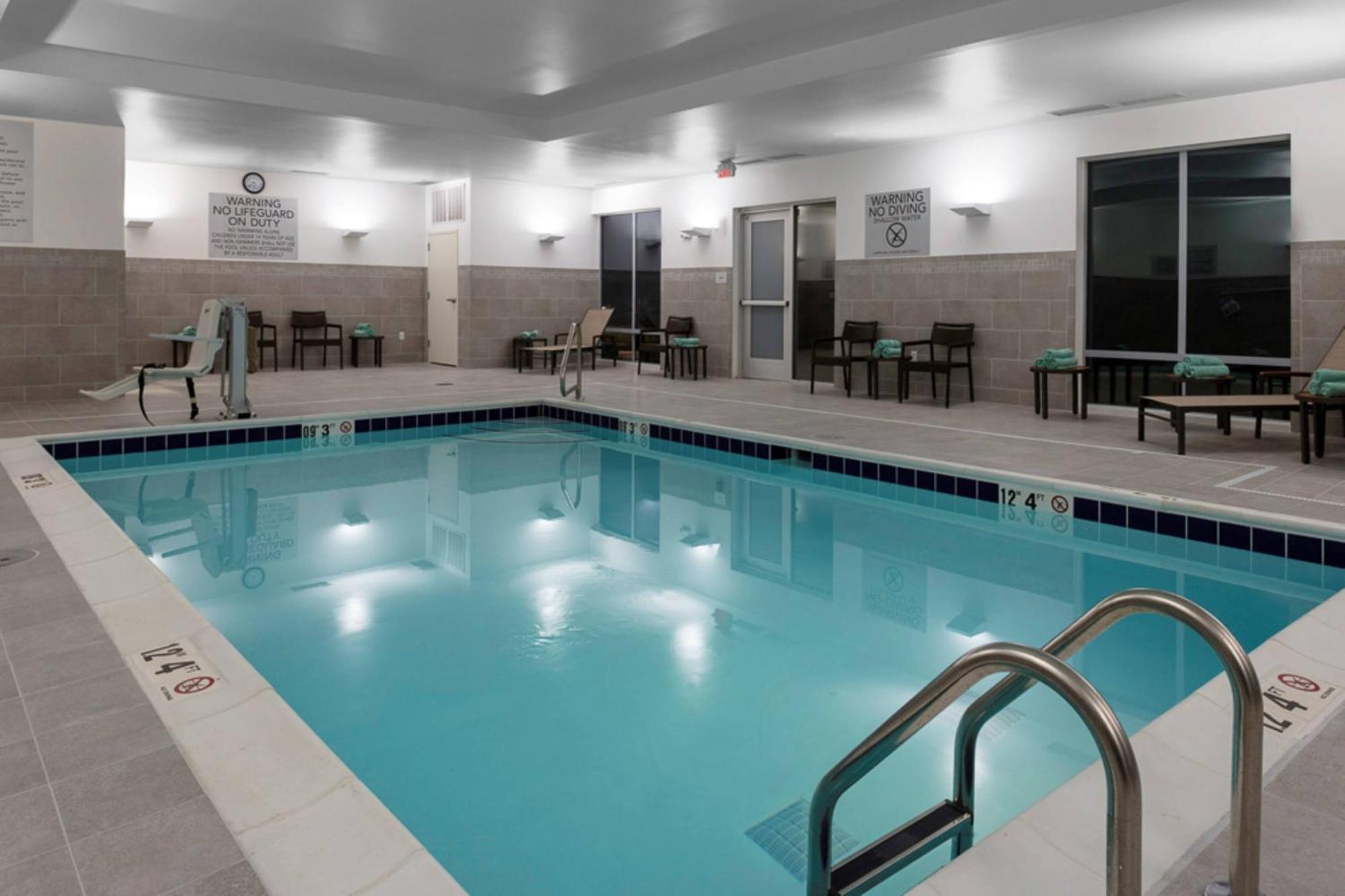 Hotel Courtyard By Marriott Indianapolis West-Speedway Exterior foto