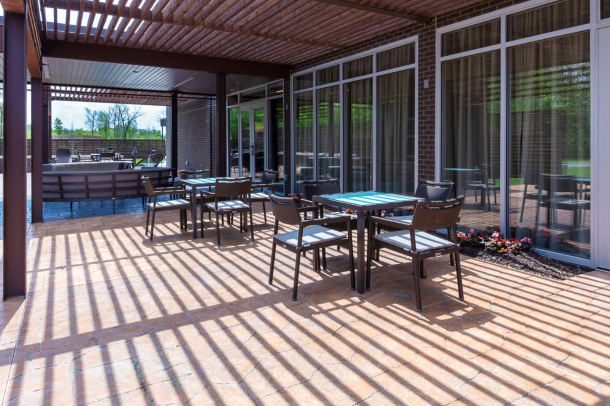 Hotel Courtyard By Marriott Indianapolis West-Speedway Exterior foto